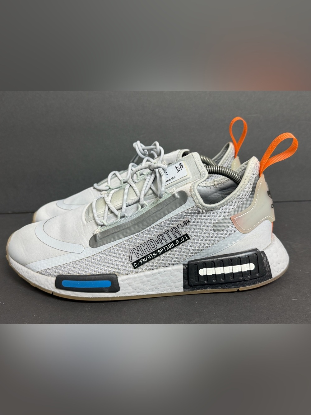 Mens adidas NMD_R1 Spectoo NASA Halo Silver FZ3200 SIZE 10